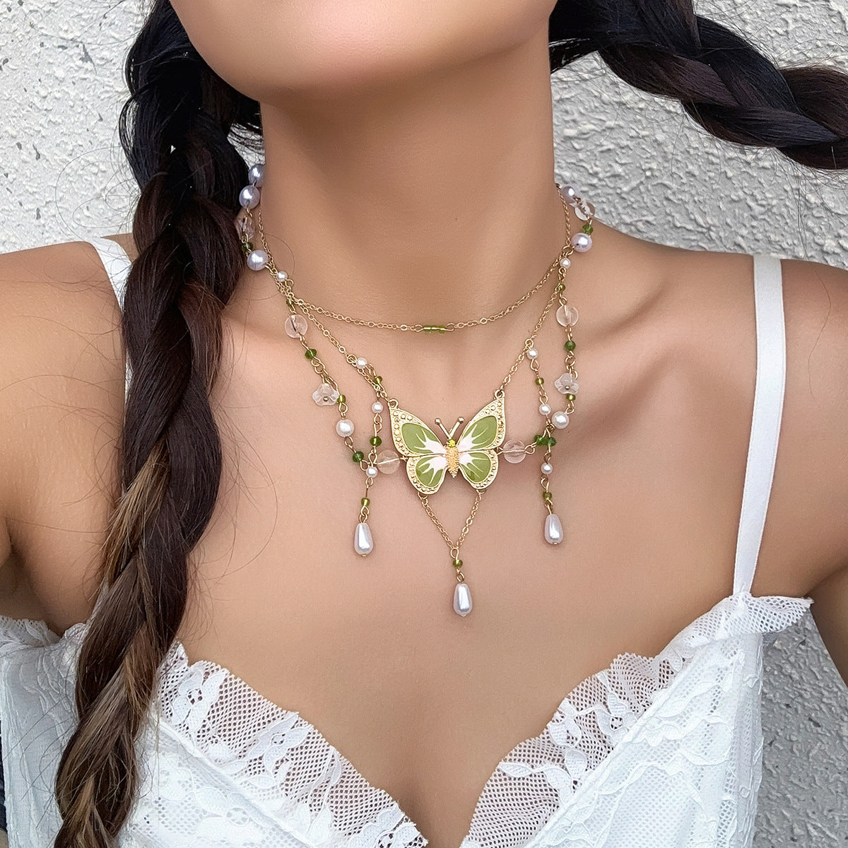 Y2K Butterfly Choker Necklace with Unique Bead Design